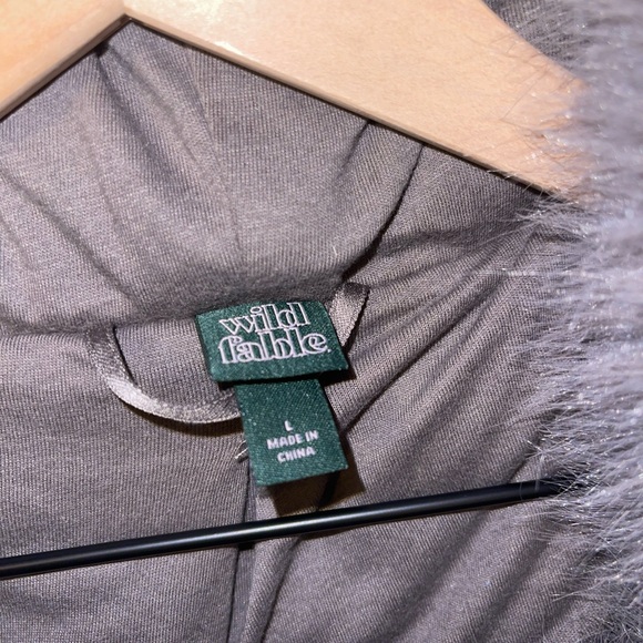 Wild Fable Gray Faux Fur Coat - Picture 3 of 3